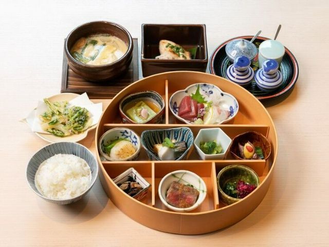 4. 京都蔬菜與炭火料理 庵都