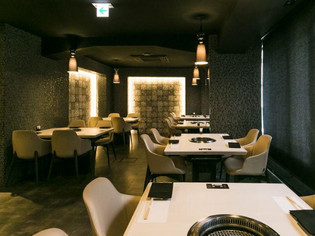 [โอซากะ] 10 ร้านอาหารสําหรับชาบูชาบูและ สุกี้ยากี้ญี่ปุ่น ในพื้นที่นัมบะและอุเมดะ