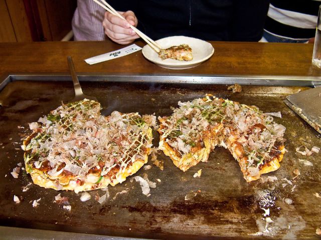 該使用筷子還是鐵鏟？