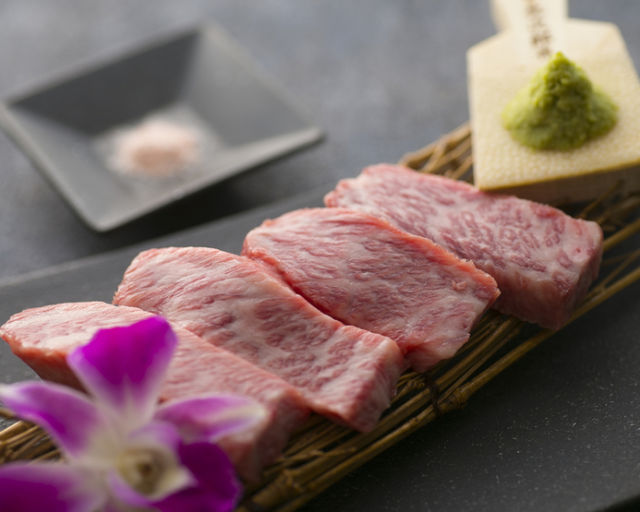〜神户牛 包间烤肉 牛杂锅〜 箱舟 三宫店 cuisine