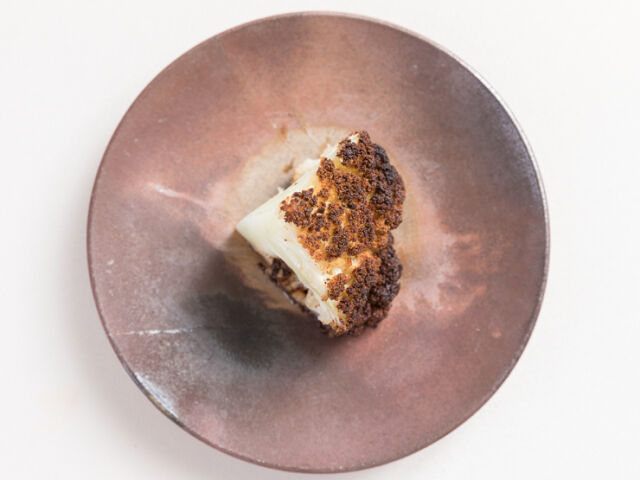 Restaurant 6 cuisine