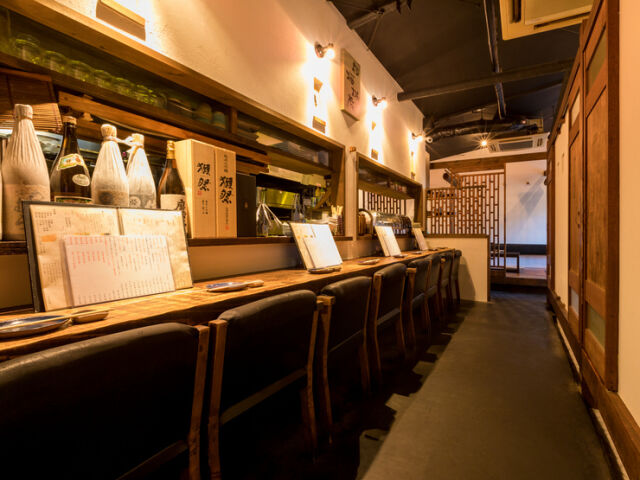 酒家    魚肉菜    虹晴 floor