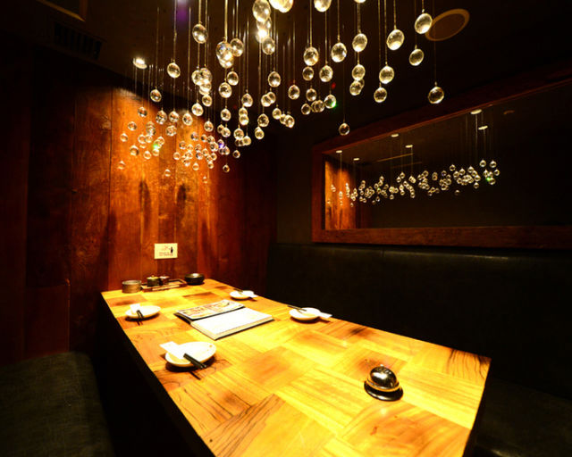 铁板料理炸串产地直送居酒屋 襄 名站店 floor