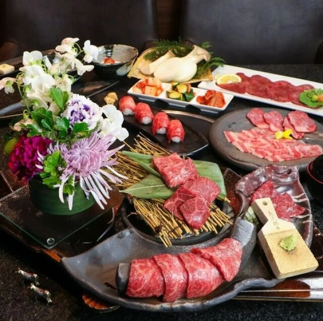 個室 和牛烤肉 吟 難波店 cuisine