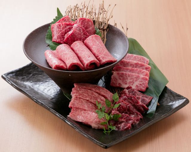 2. 흑모 와규 니쿠쇼이치에 개별 룸 별관 (키타신치)