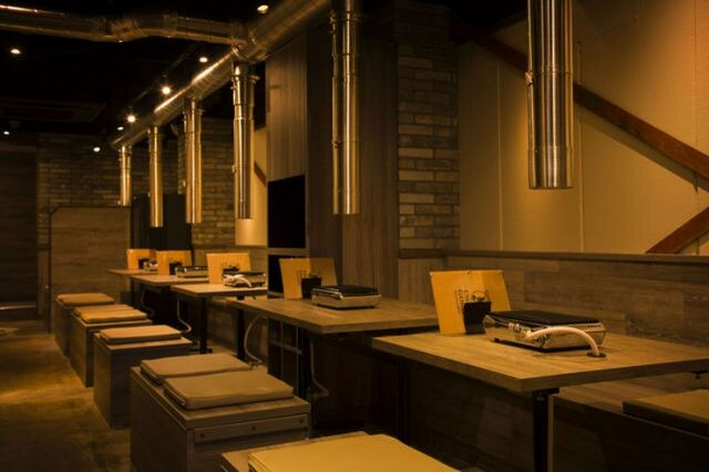 USHIGORO Bambina Shimbashi Branch floor