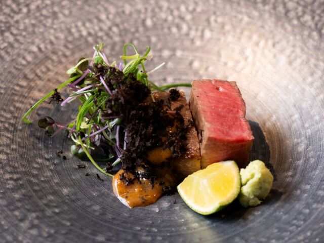 히가시아자부 이토 cuisine