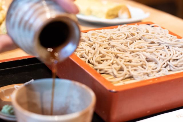 [Tsukiji, Tokyo] Try One of Japan's Most Popular Noodle Dishes at a 180-Year-Old Soba Restaurant