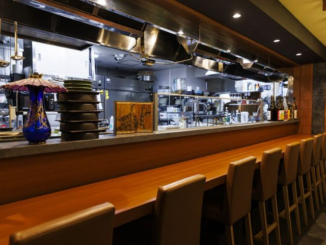 What is Robatayaki? Origin, Must-Try Dishes & Top Restaurants in Tokyo