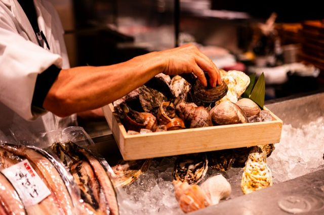What is Robatayaki? Origin, Must-Try Dishes & Top Restaurants in Tokyo