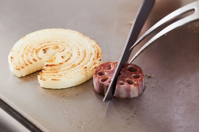 到東京銀座大啖絕品和牛！全球老饕讚不絕口的鐵板燒