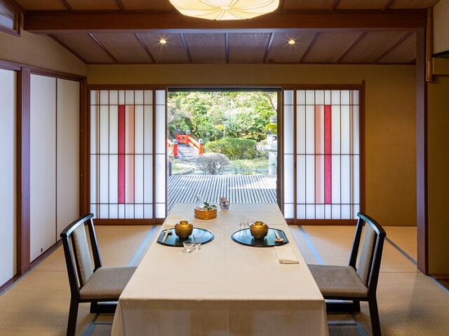 Kikkaso floor