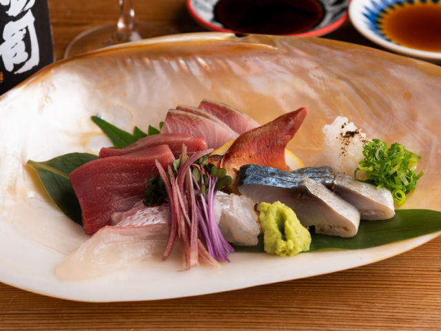 美酒佳肴　酒地肉鱗 cuisine