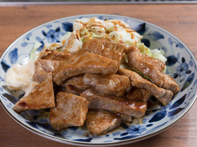 Okonomiyaki Monja Okinawa Teppan Tanuki cuisine