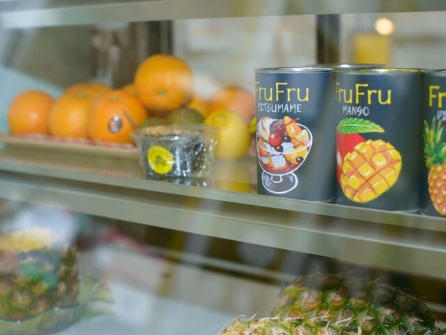 Fruits Fruits 沖繩 floor