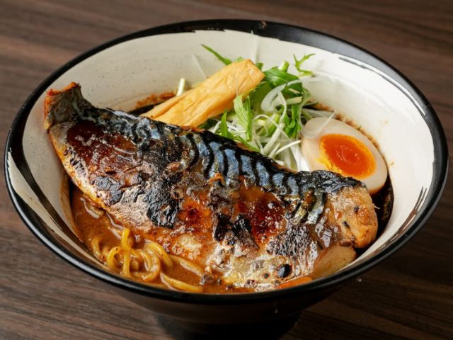 Japanese noodle Bar 鯖寧