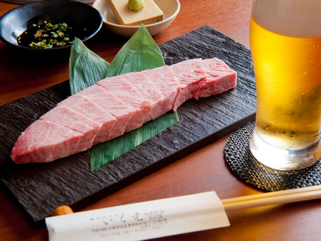 Kuroge Wagyu Nikusho Ichie Koshitsu Bettei cuisine