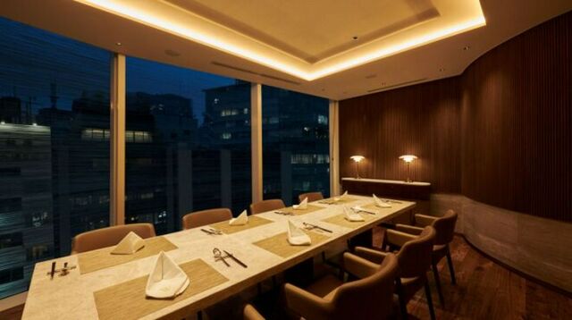 Wolfgang's Steakhouse Teppan floor