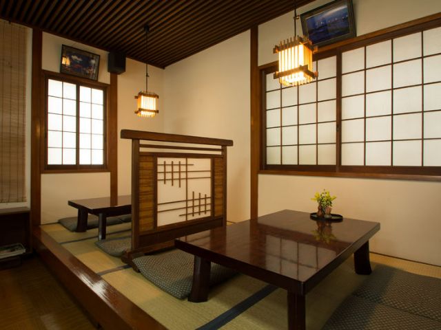 20 Best Restaurants in Fukuoka, Japan : Discover an Abundance of Regional Specialties Like Ramen and Motsu Nabe