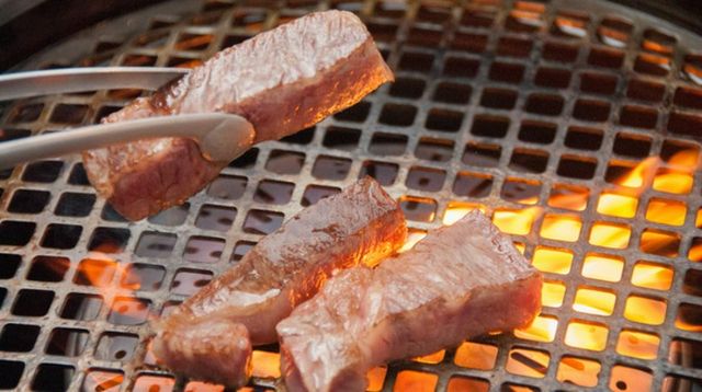 Best Japanese Wagyu Guide: Kobe, Matsusaka & Top Brands