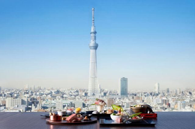 [Asakusa Area] Right in Front of Tokyo Sky Tree(R)! Kaiseki Cuisine at a Hotel's Top-floor Restaurant