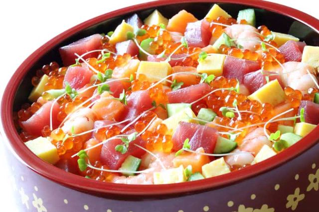 散壽司跟海鮮丼哪裡不一樣?連日本人都不知道的小知識