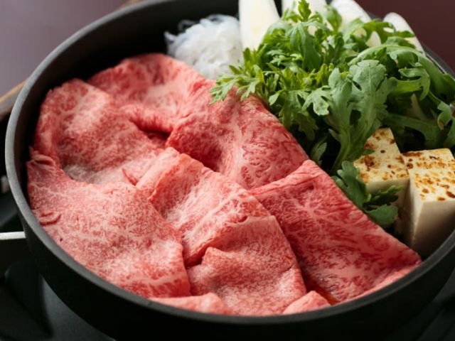 3.荒井屋　萬國橋店（馬車道 / 涮涮鍋・壽喜燒）