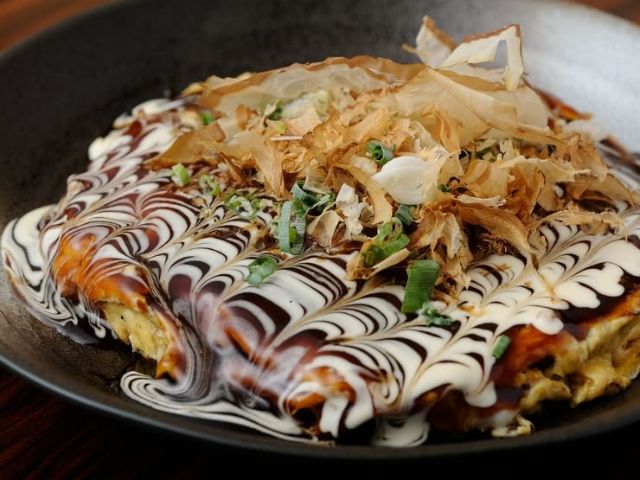 8. Okonomiyaki: Teppanyaki Kobe Fuji (Sannomiya / Teppanyaki)