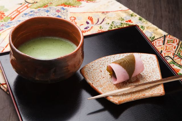 A Complete Guide to Japan's Unique Green Tea Cuisine