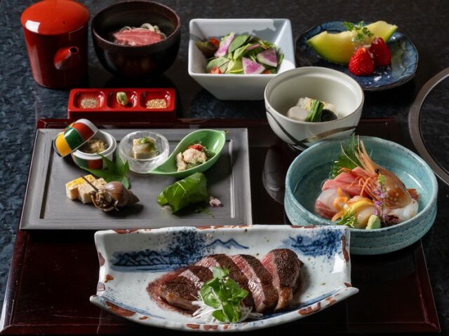 Suijin-En cuisine