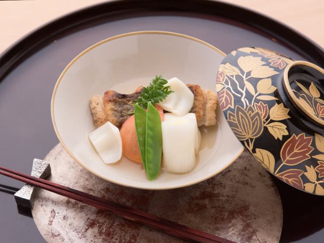 8. Ginza Ishizuka (Ginza-itchome / Japanese Cuisine / Kaiseki)