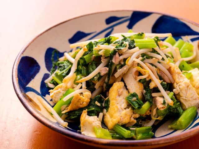 琉球家庭料理　葵屋　旭橋站前店