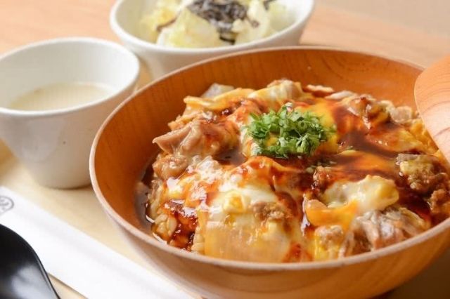 Nagoya Kochin Oyakodon Tori Shimizu
