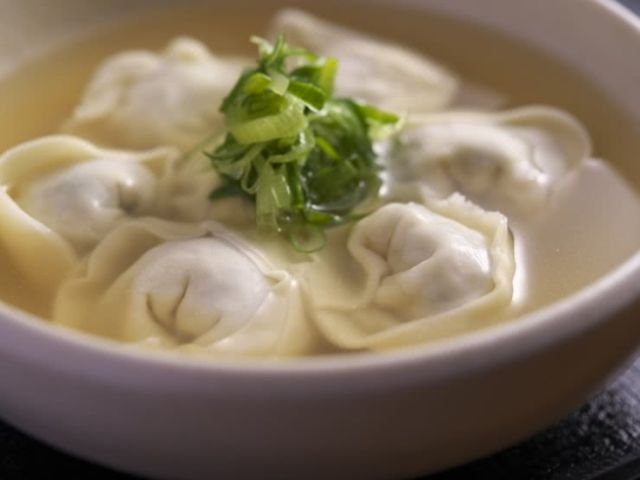 8.【京都】餃子處　亮昌　京都塔SANDO店（京都）