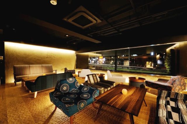 2.Coconoma Season Dining