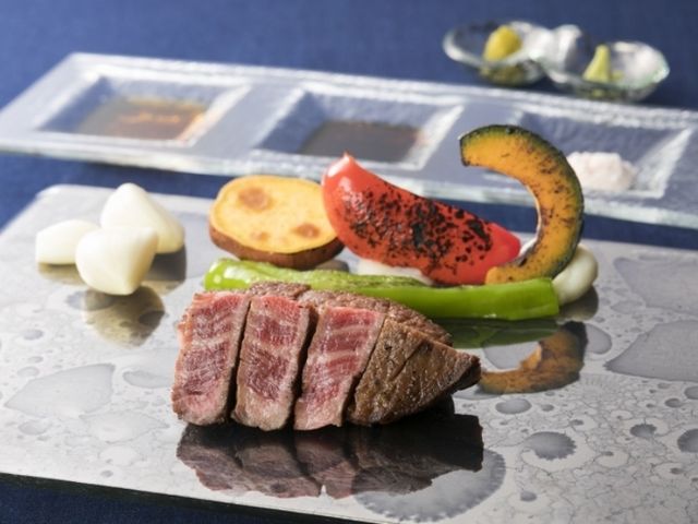 5. Teppanyaki Ousaka