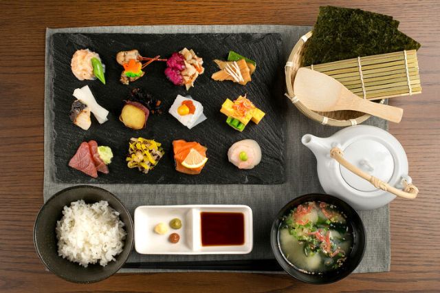 强推!东京10家露天餐厅,尽享美景美食!