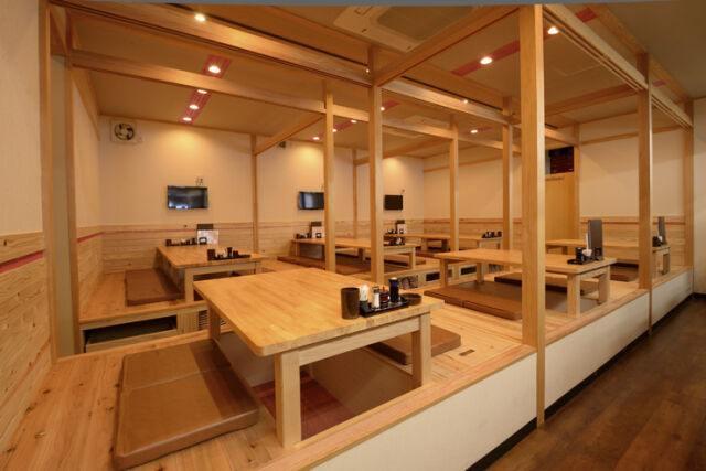 KURA藏 瑞穂店 floor