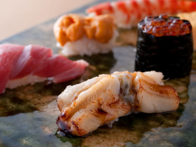 15 Must-try Sushi Restaurants in Tokyo Selected by a Popular Japanese Gourmet Website