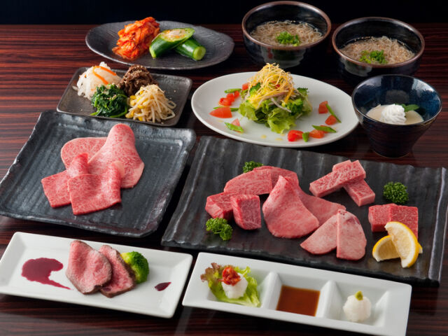 烤肉OKU新桥店 cuisine