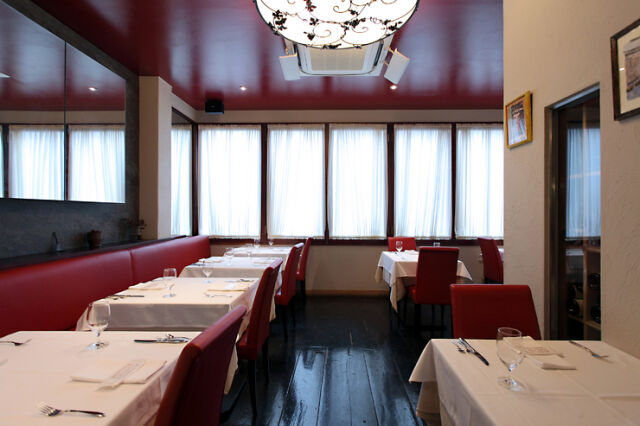 Bistrot Sans Le Sou floor