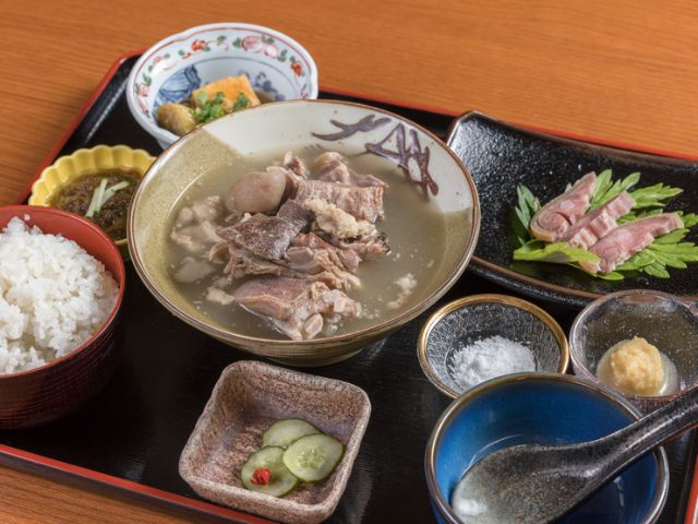 【强推】冲绳当地人推荐!美食家的必选9家餐厅!