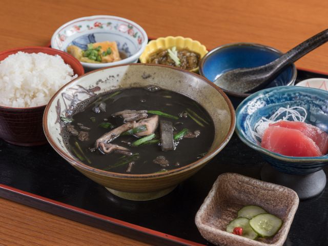 【强推】冲绳当地人推荐!美食家的必选9家餐厅!
