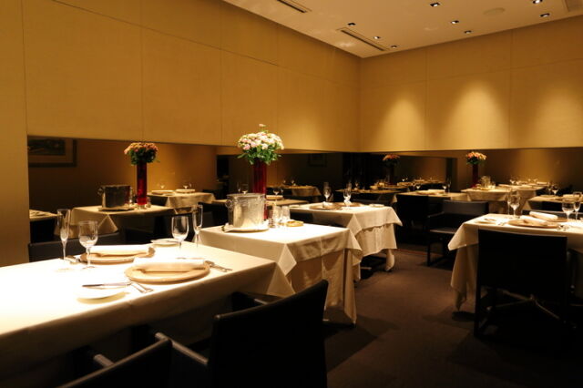 Raisin d'Or floor
