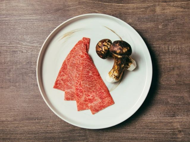 夏天就该吃烤肉!精选 8家美味烤肉店!