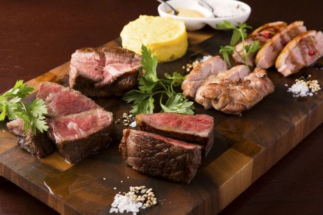 夏天就该吃烤肉!精选 8家美味烤肉店!