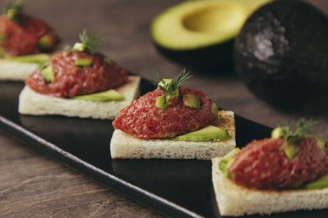 日本的夏天必吃燒肉!精選8家美味烤肉店!