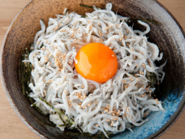 嚴選16道在東京以1,000日幣以下就能品嚐到的絕品午餐