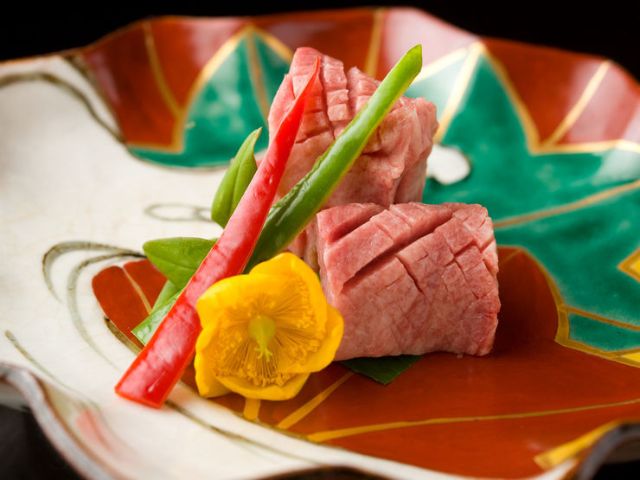 编辑部推荐的日本美味餐厅，尽享寿司烤肉！