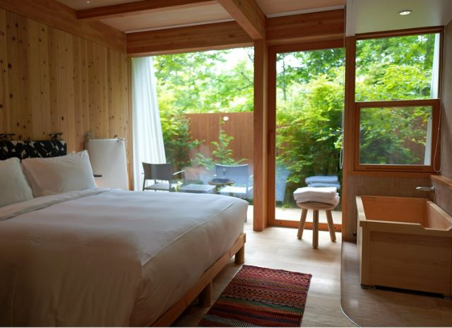 “Shishi-Iwa House Karuizawa” for a journey of famous architecture and gastronomy in Karuizawa